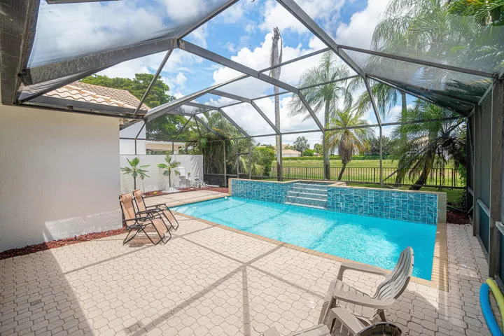Pool / Screen Patio