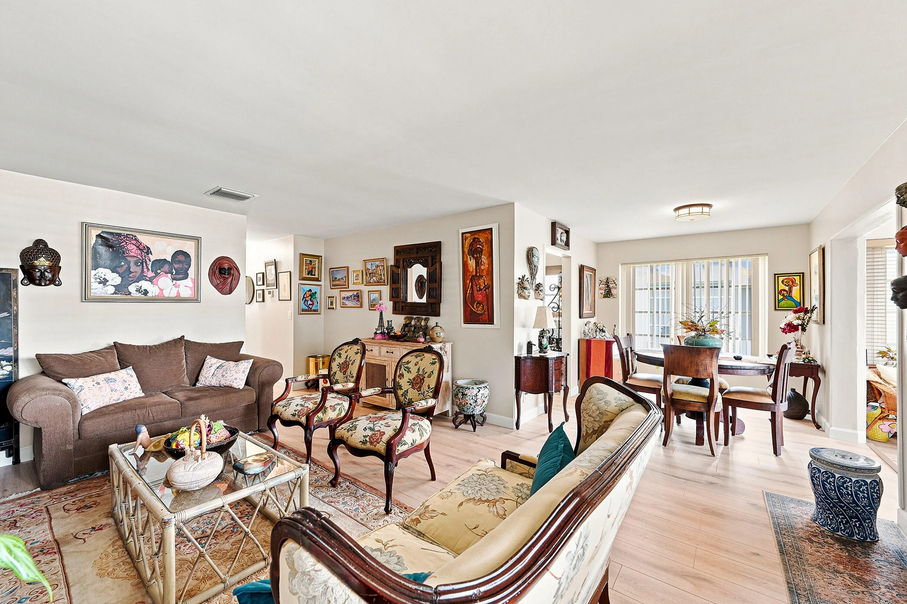 06_living room