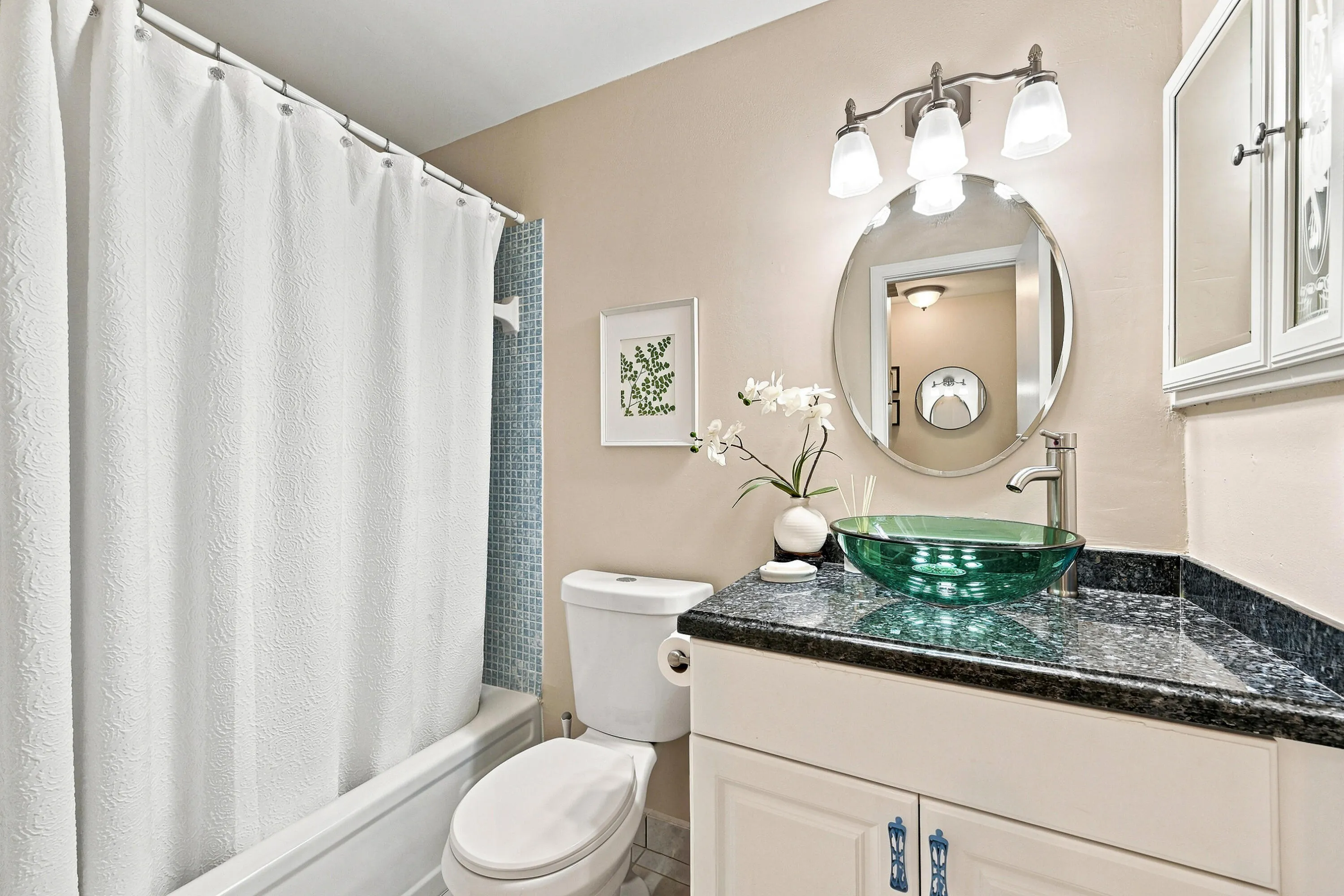 17_bathroom