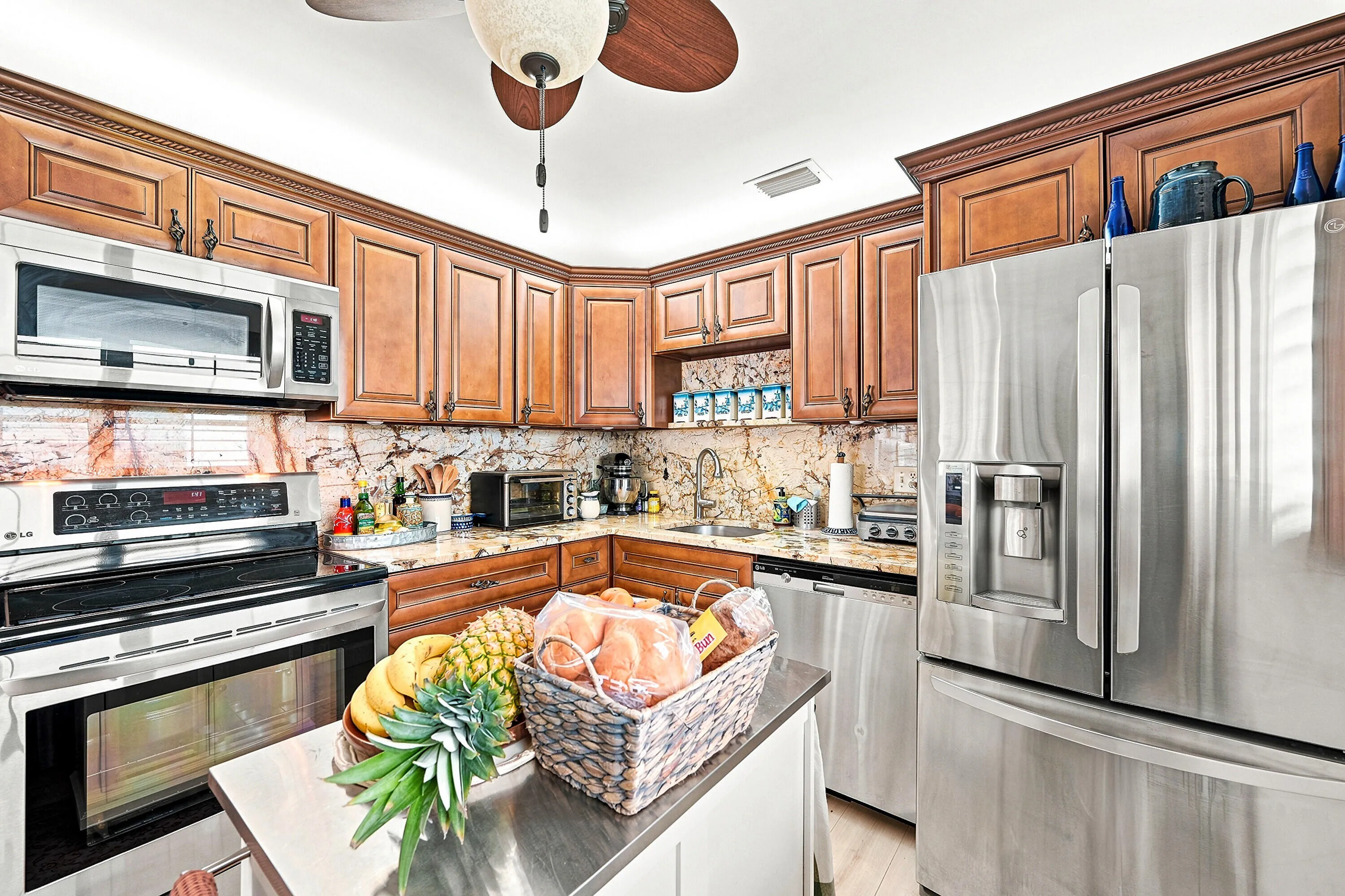 13_kitchen