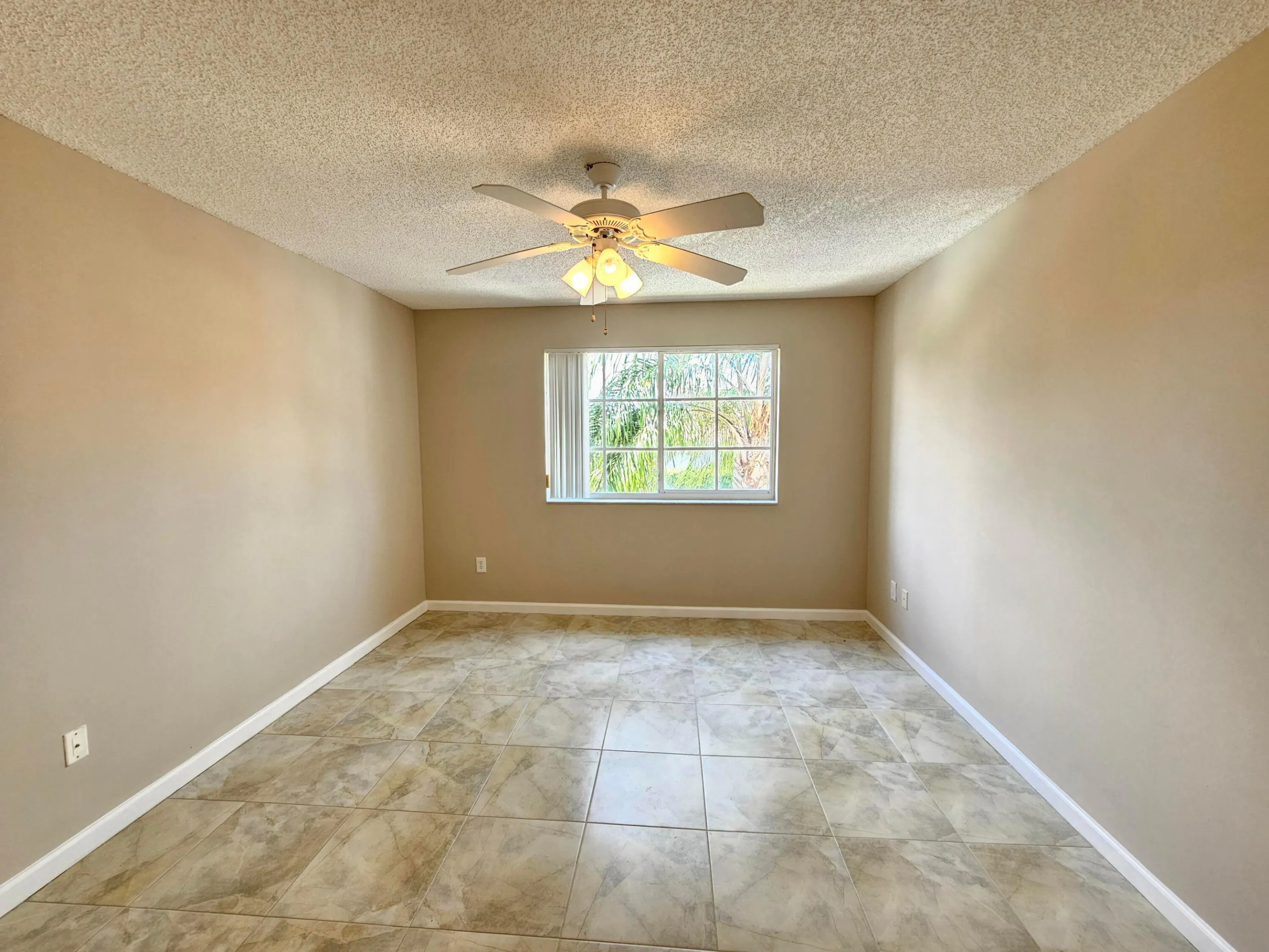 Bedroom 1 (3)