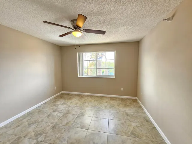 Bedroom 2 (3)