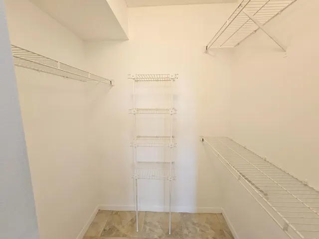 Bedroom 2 (2)