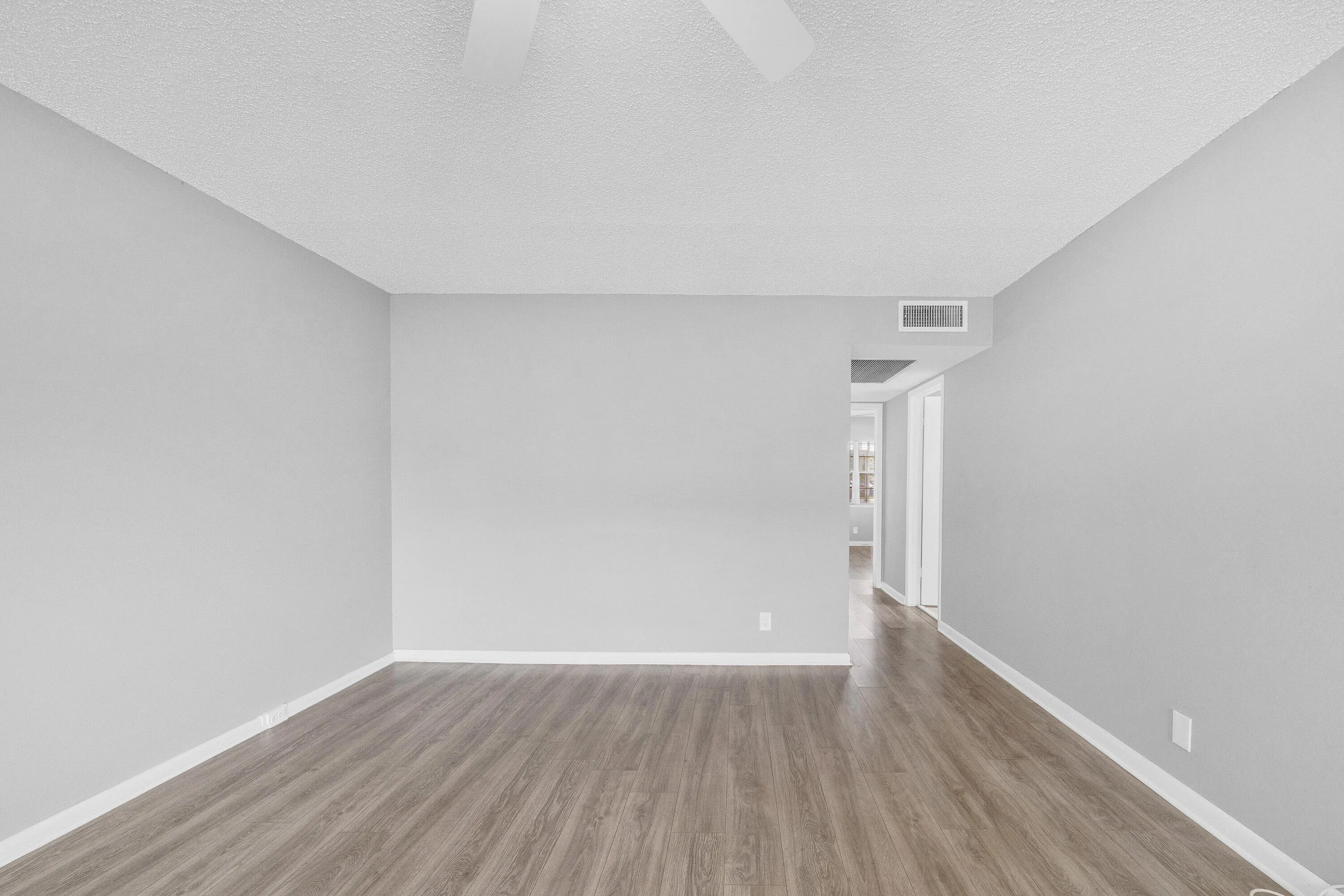 4 Living Area (2)