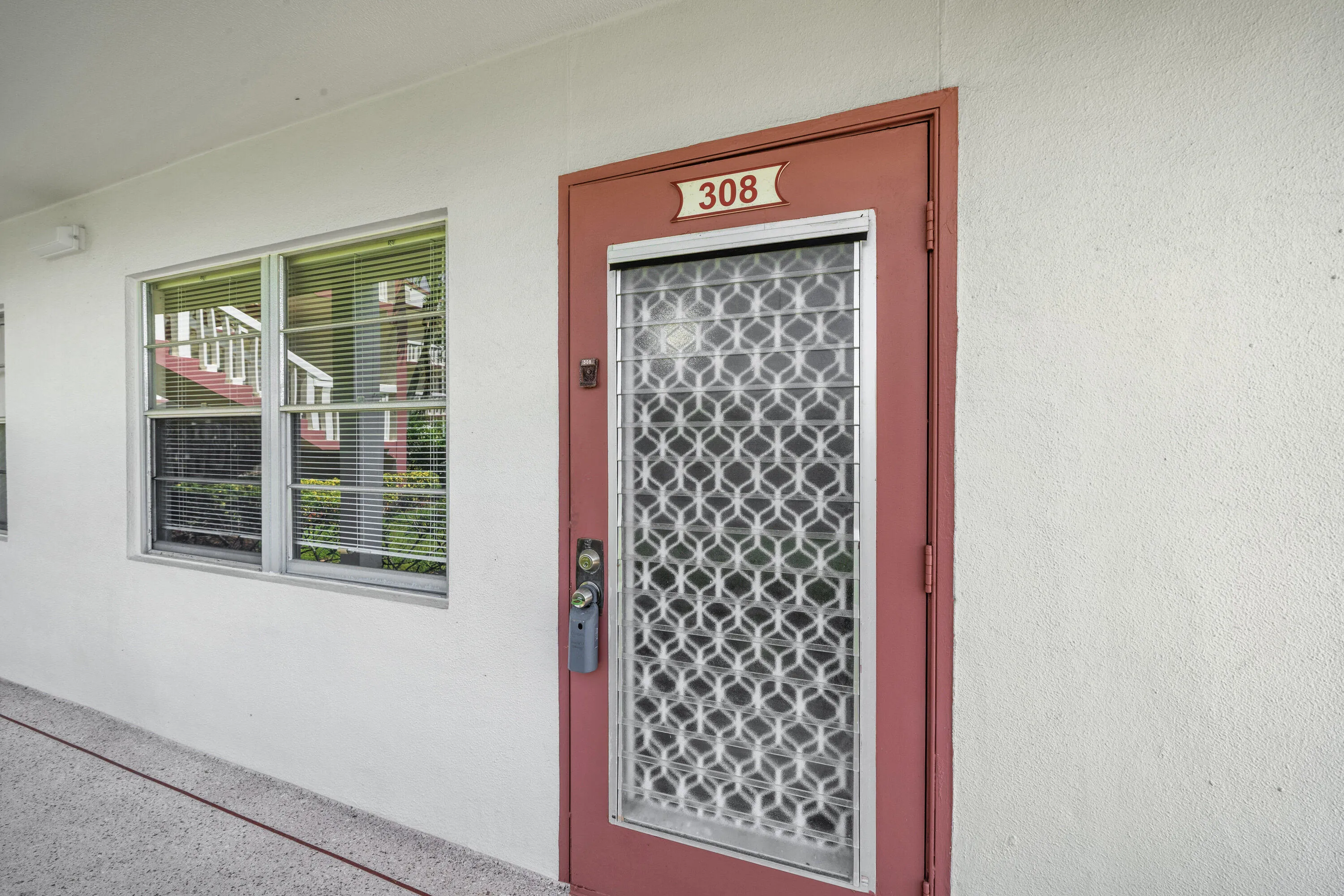 2 Entryway (2)