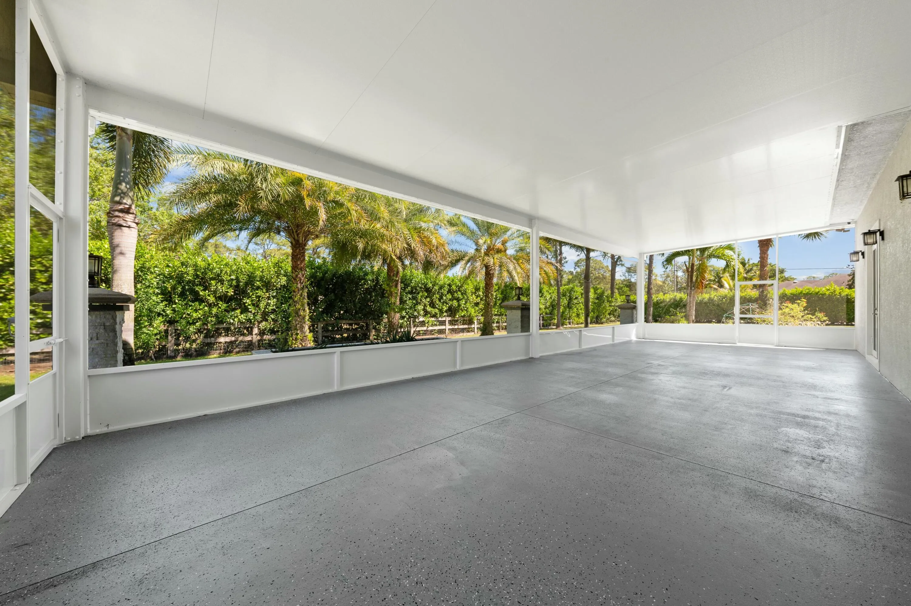 Screen enclosed patio