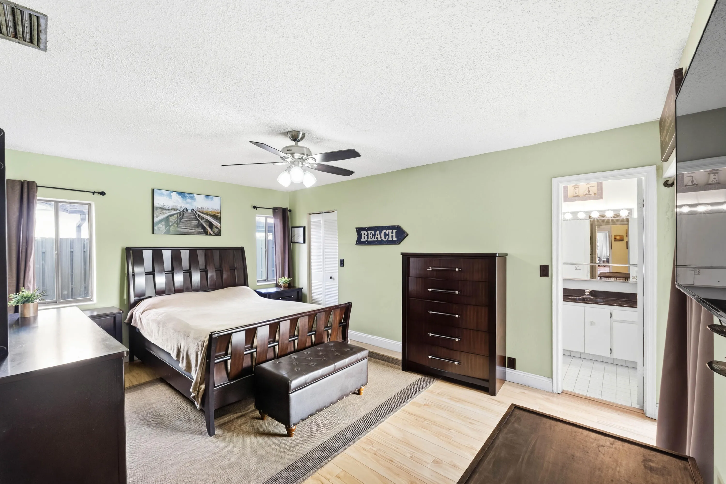 Primary bedroom 4