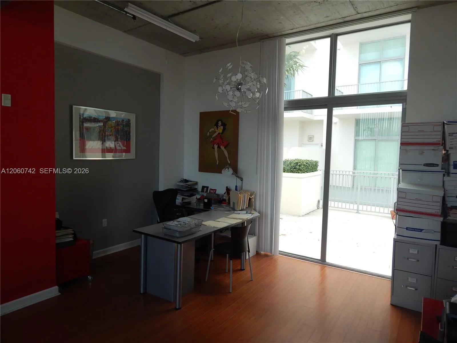 Photo 9