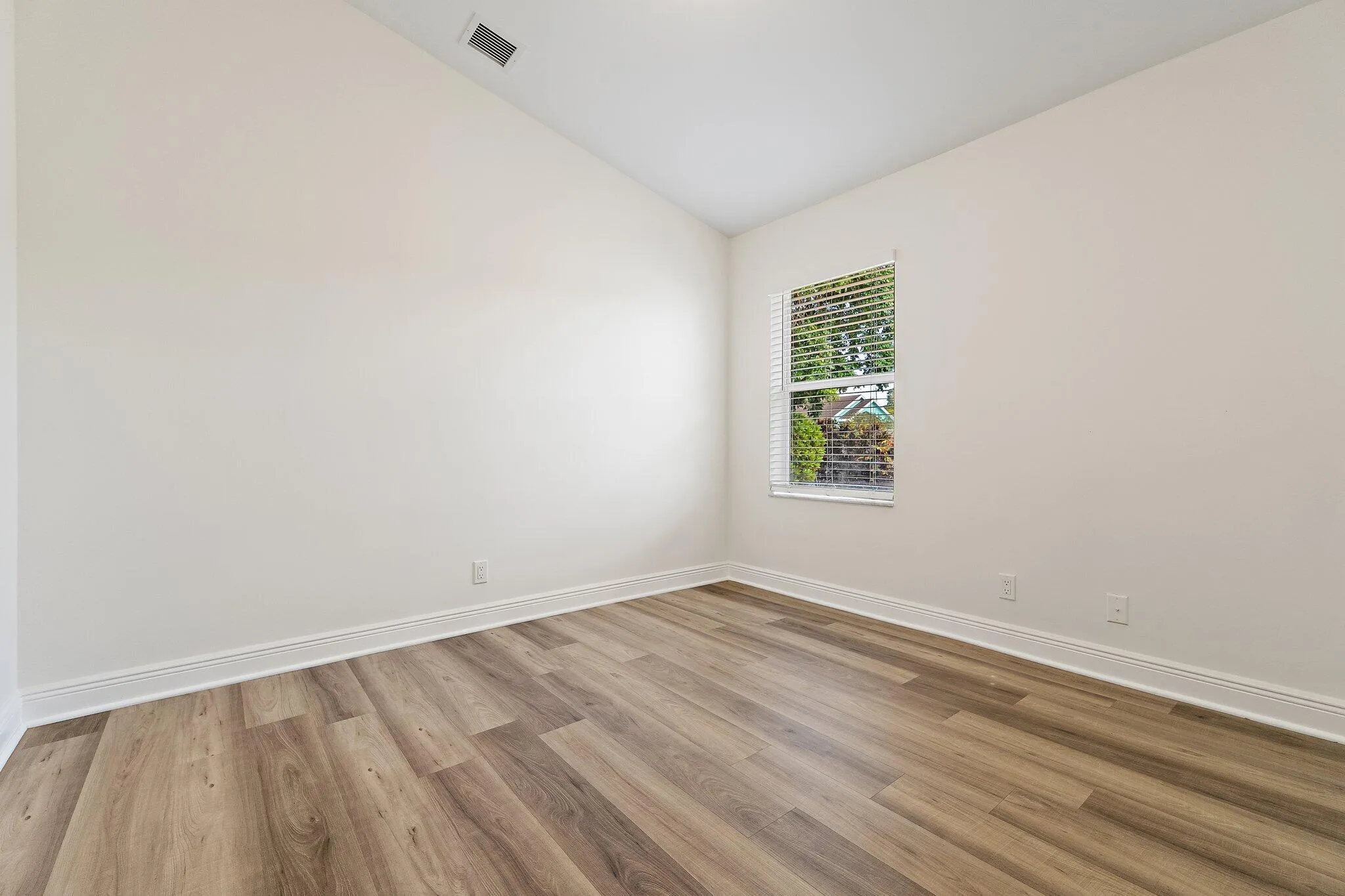 038-6189AdamsSt-Jupiter-FL-33458-SMALL