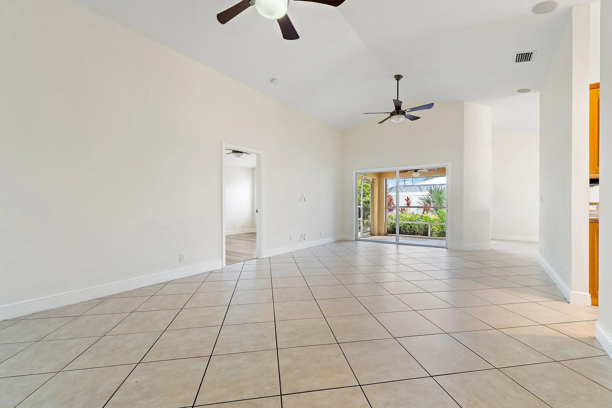 040-6189AdamsSt-Jupiter-FL-33458-SMALL