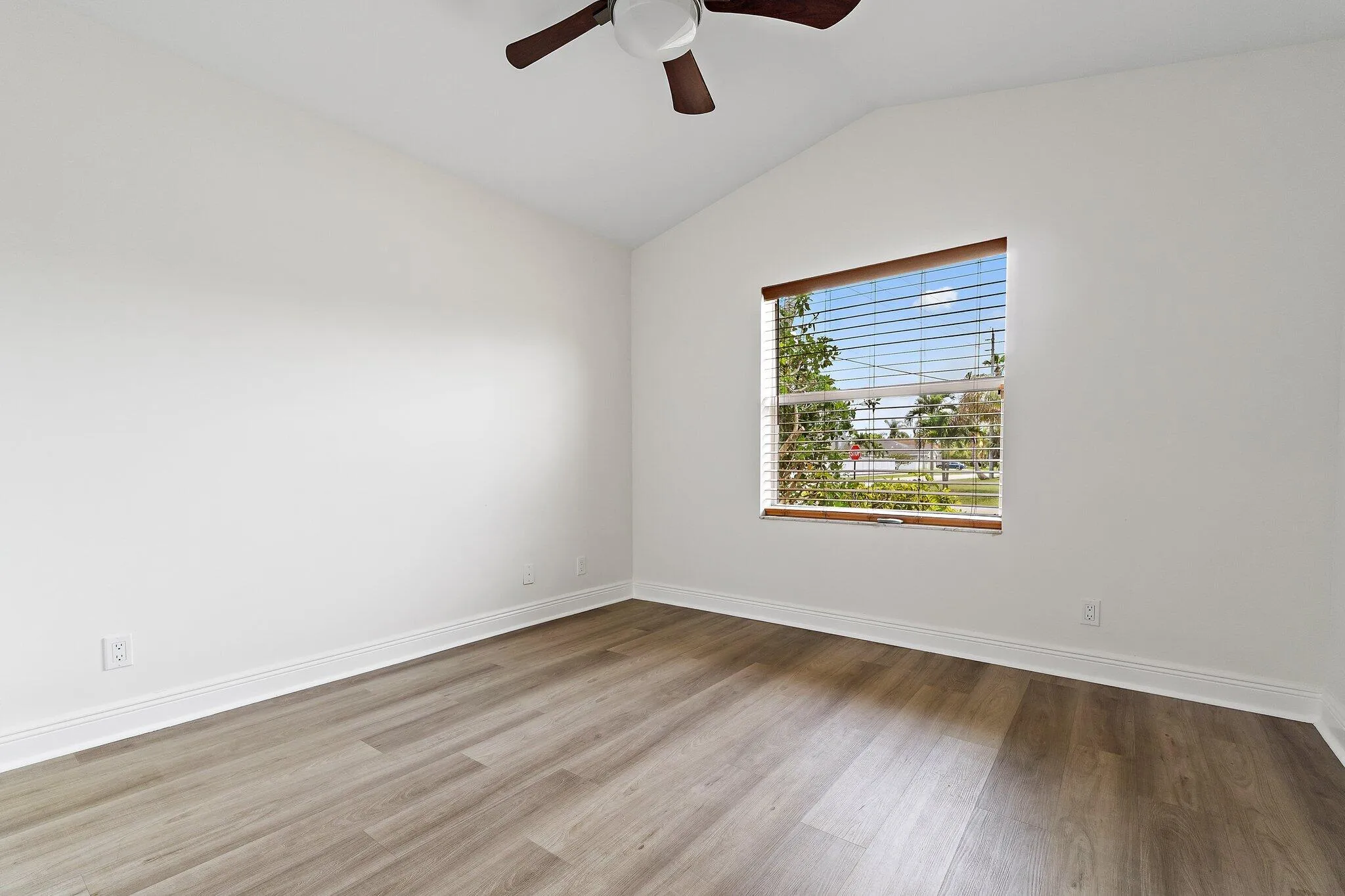 034-6189AdamsSt-Jupiter-FL-33458-SMALL
