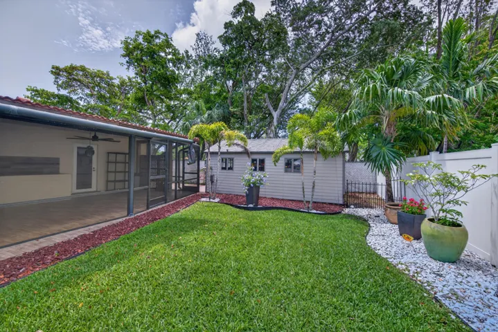 Backyard-Storage
