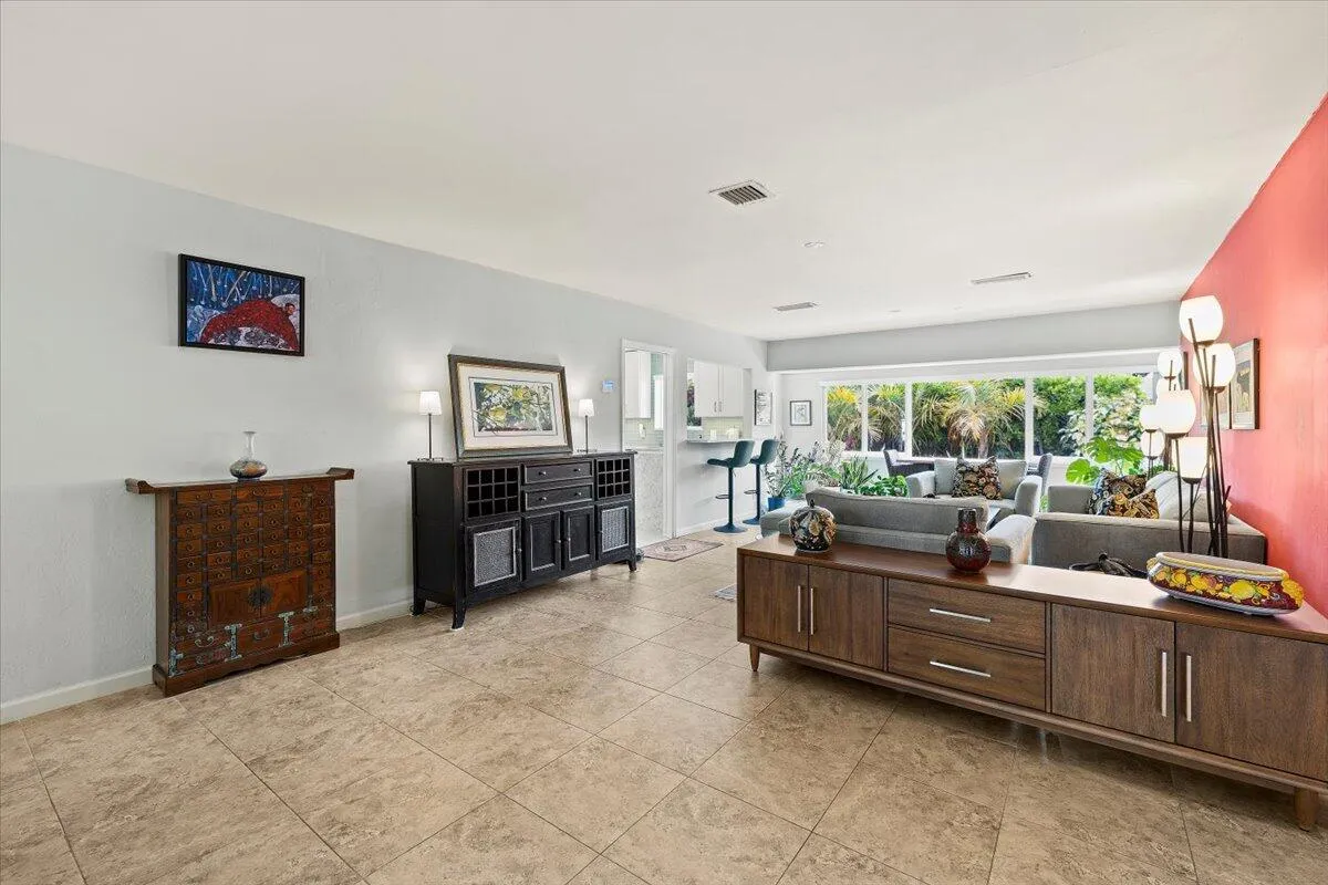 Spacious Living Area
