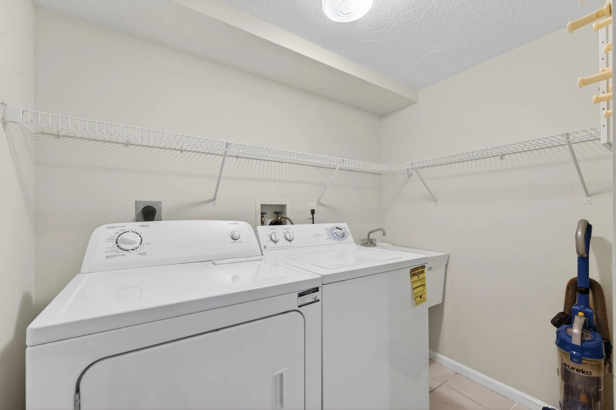 Private laundry
