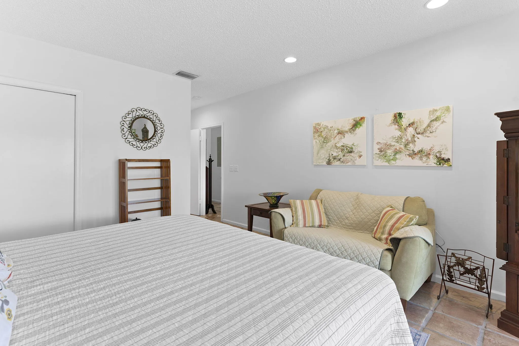 23-web-or-mls-317 - 023
