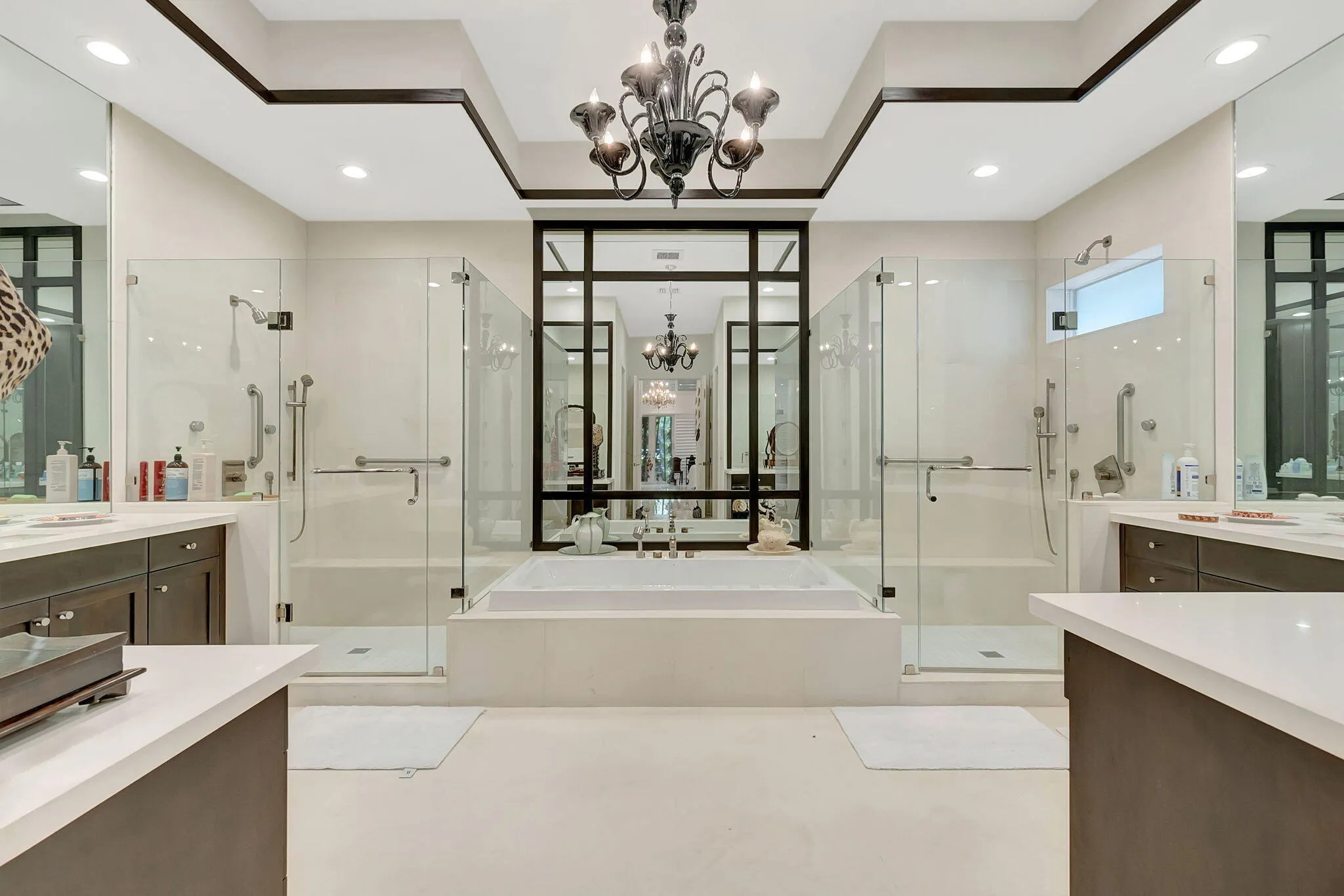 17070 MASTER BATH 33