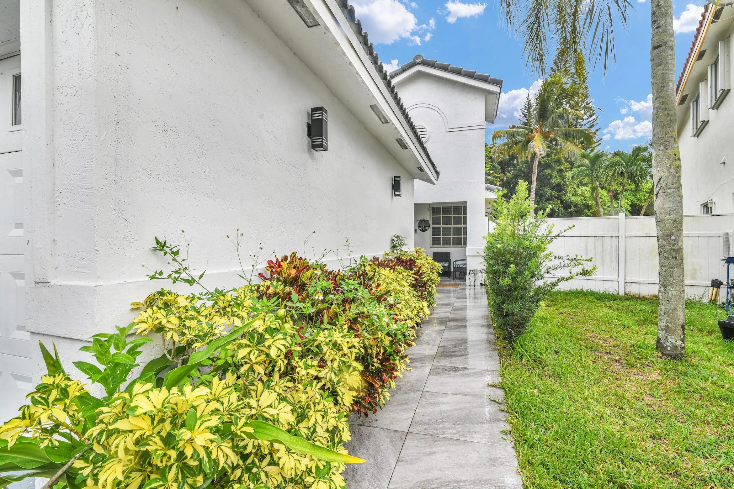 651 SW 176th Ave, Pembroke Pines -59