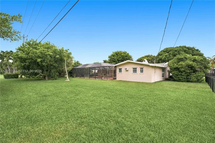 spacious yard