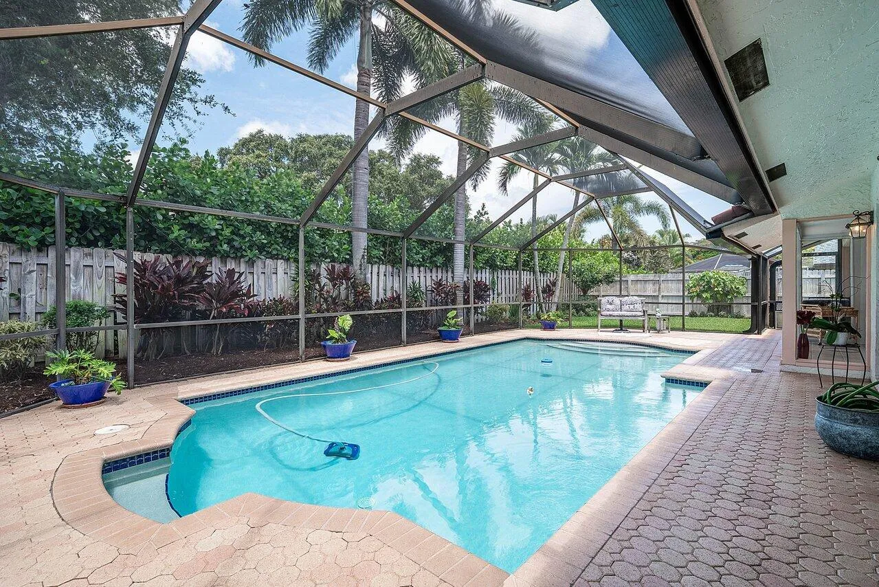 027-2371Northwest30thRoad-BocaRaton-FL-3