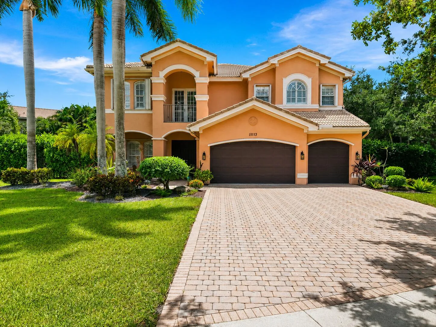 3 Car Garage
