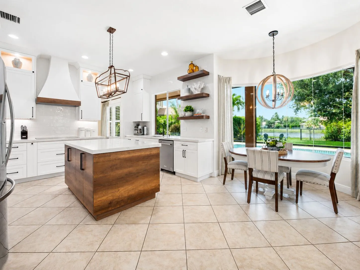 Breakfast Nook
