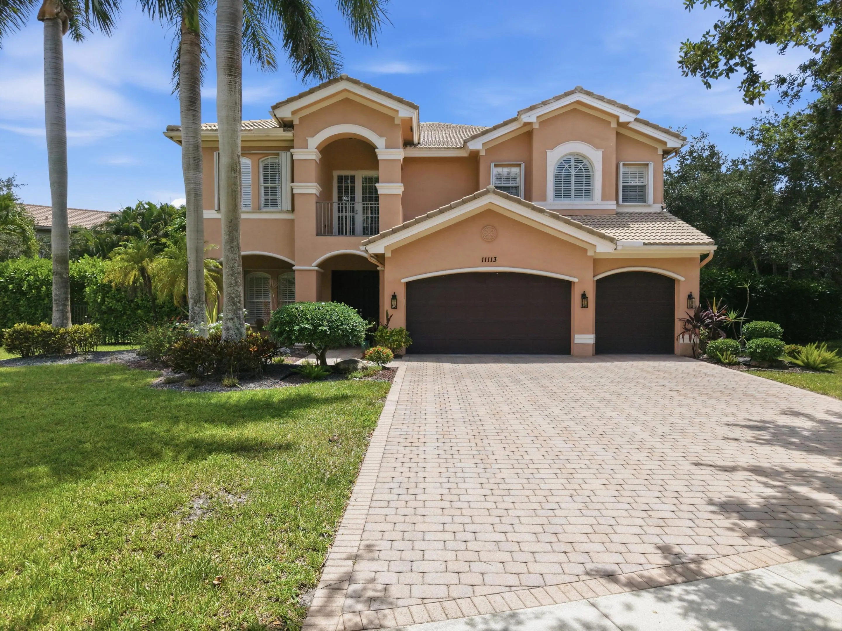 3 Car Garage