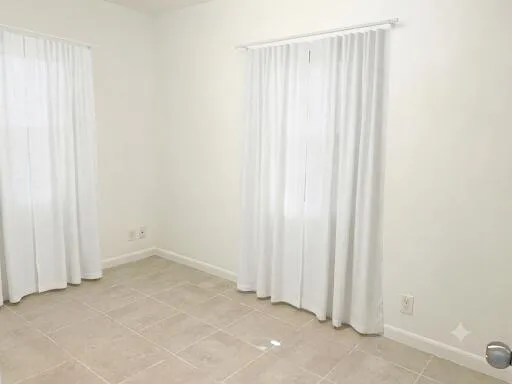 Bed 2 Virtual Curtains