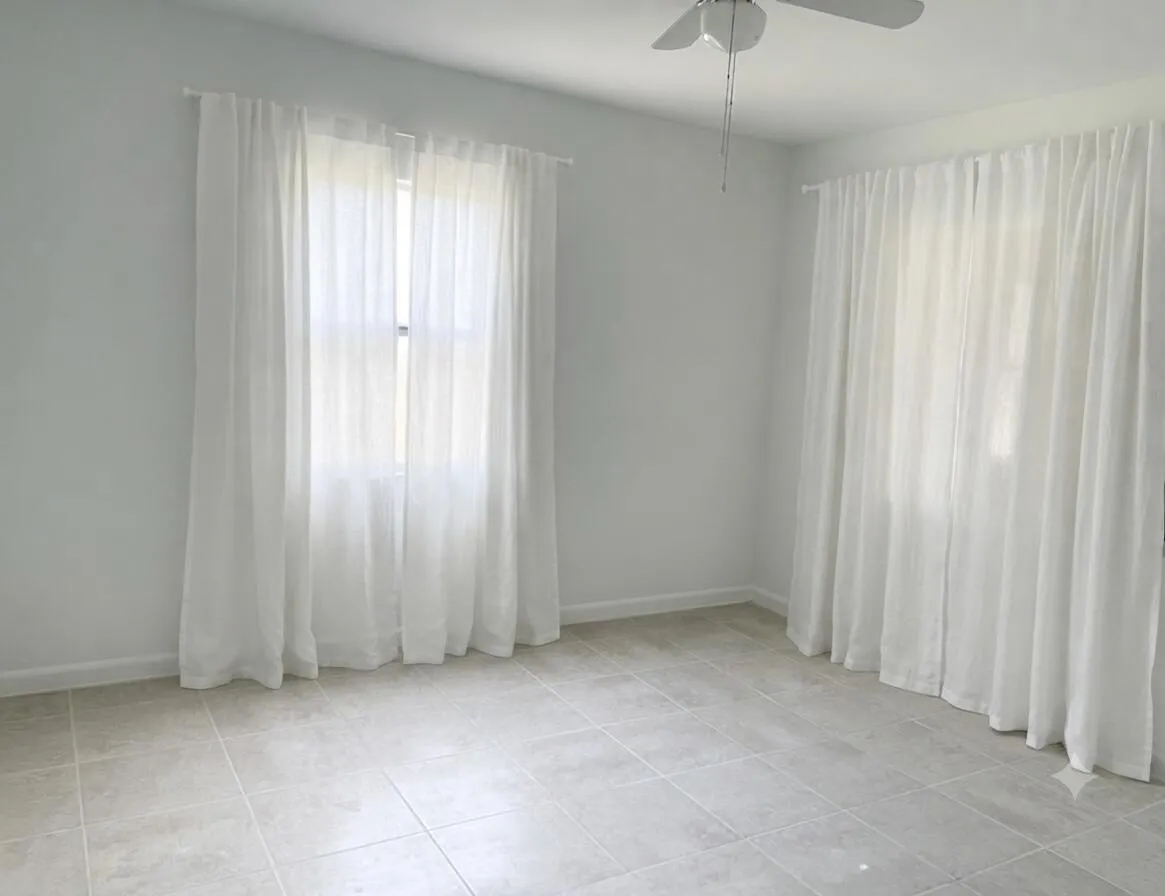 Bed 1 Virtual Curtains