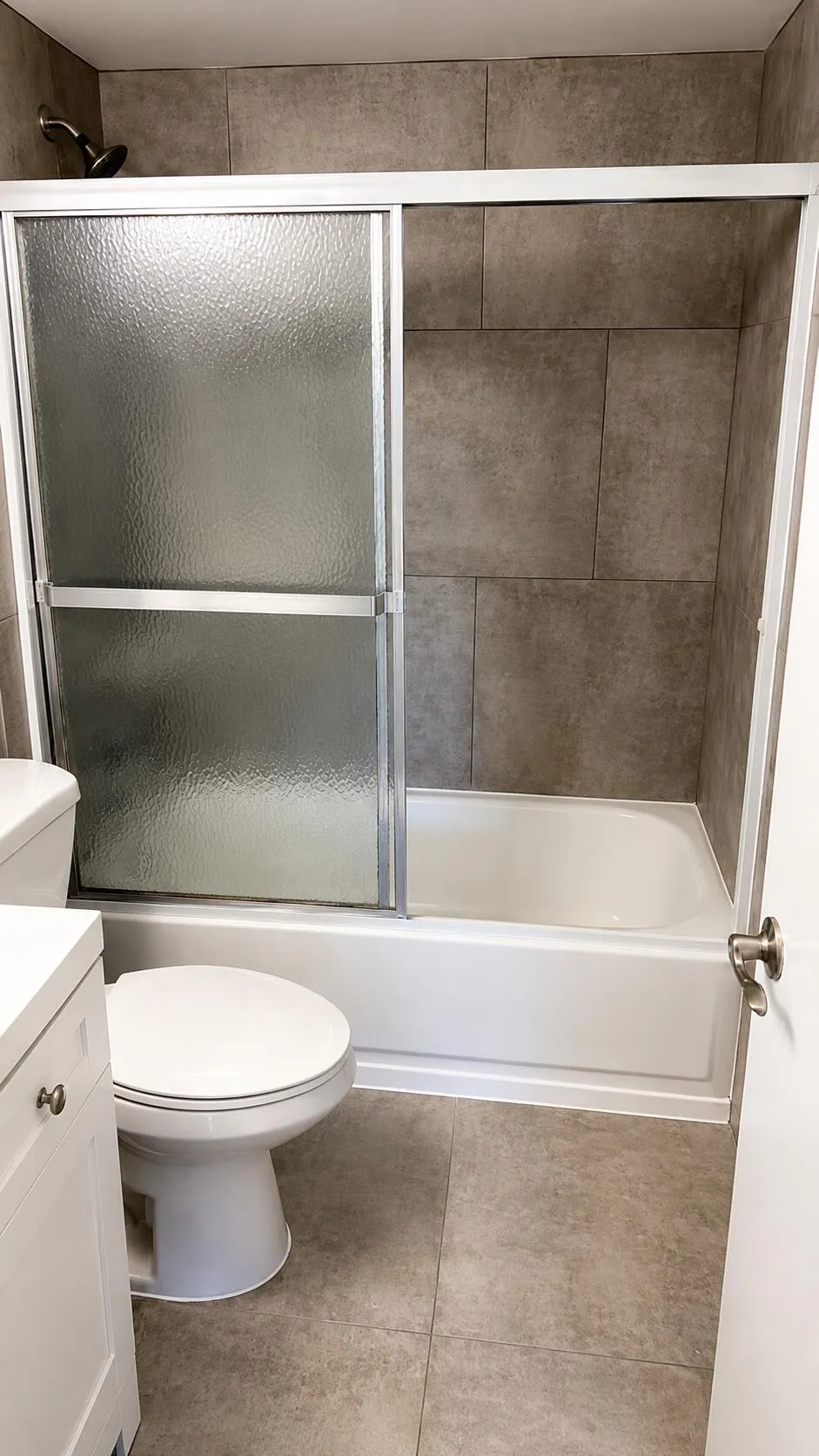 bathroom2