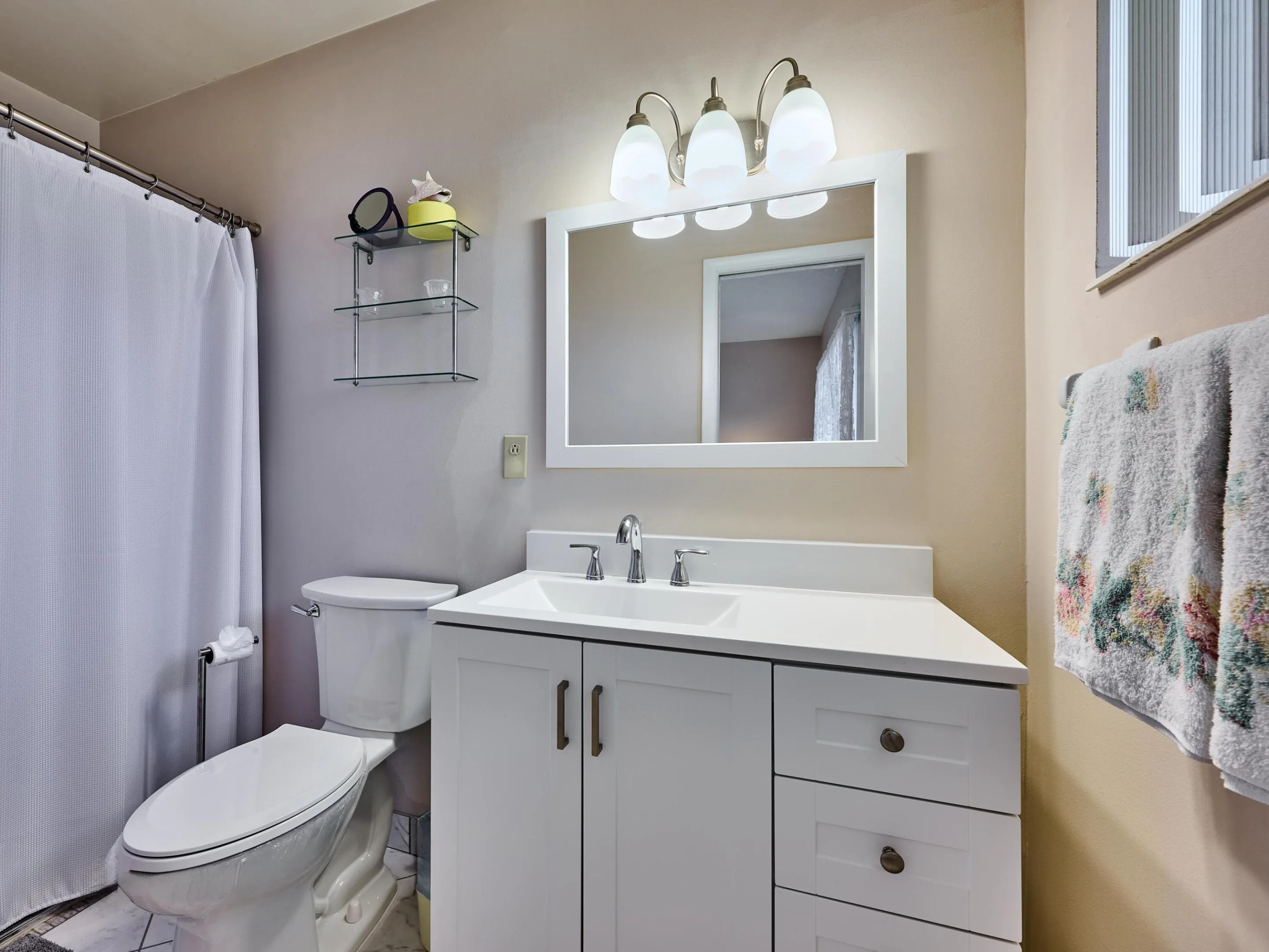Primary Bedroom Ensuite