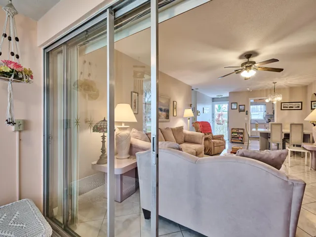 Living Room to Florida Room