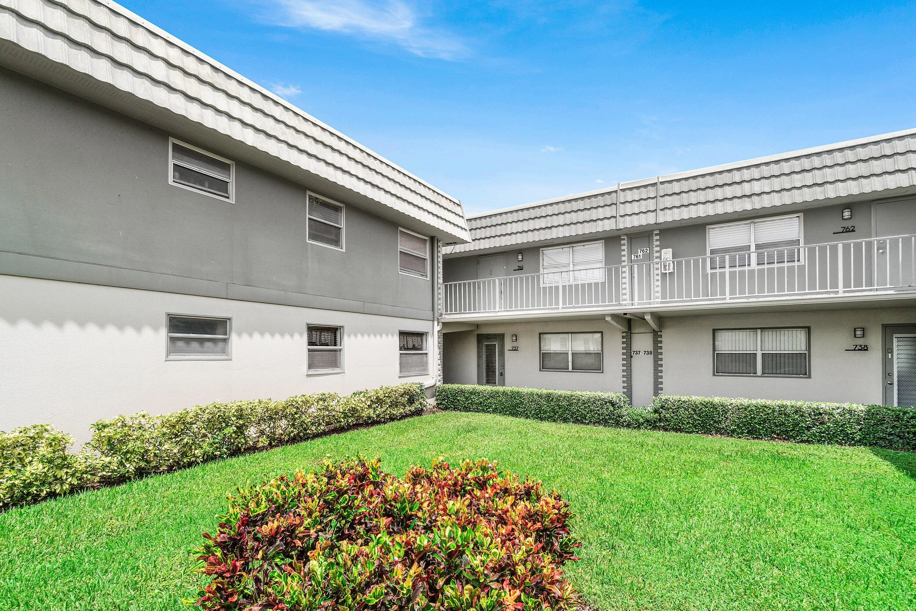 006-737FlandersP-DelrayBeach-FL-33484-SM