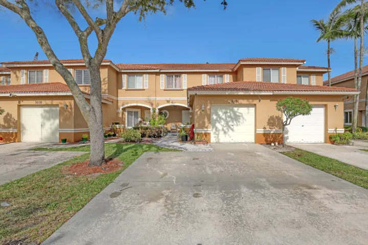 3070 Waddell (2)