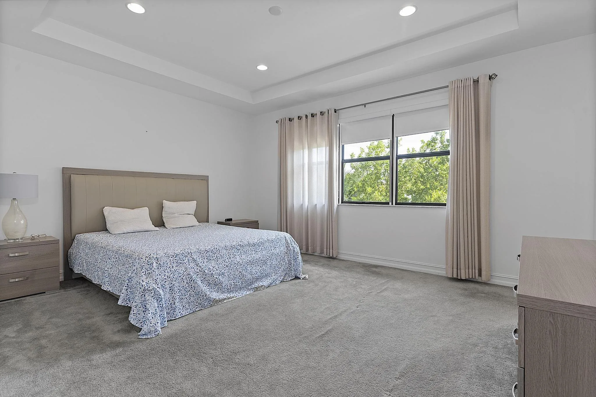 11824 SW 13 Ct Pembroke Pines, Fl 32025