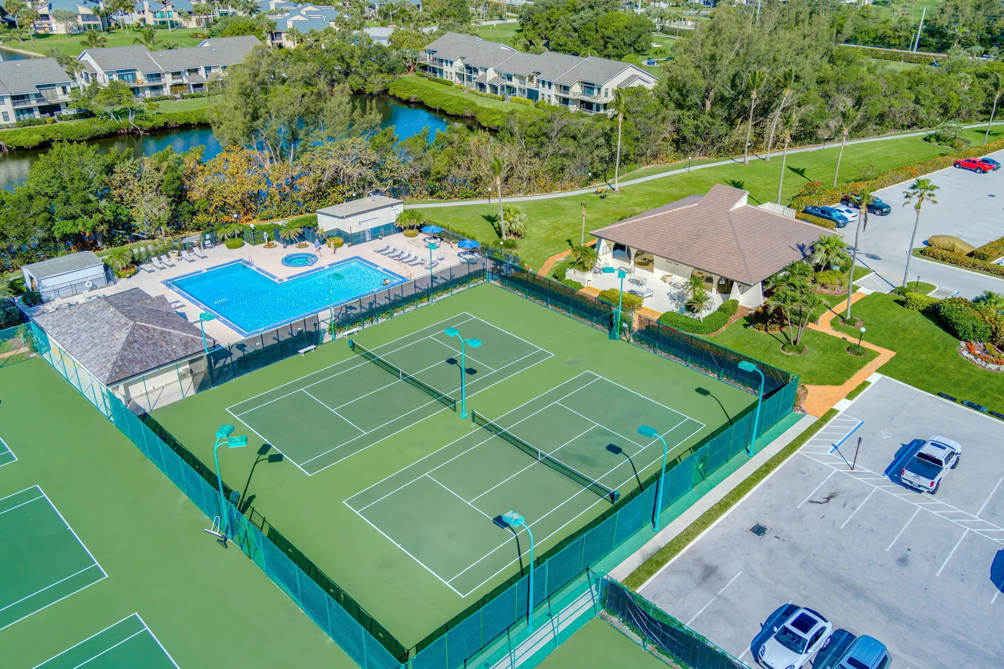 Tennis, Clubhouse. Pool