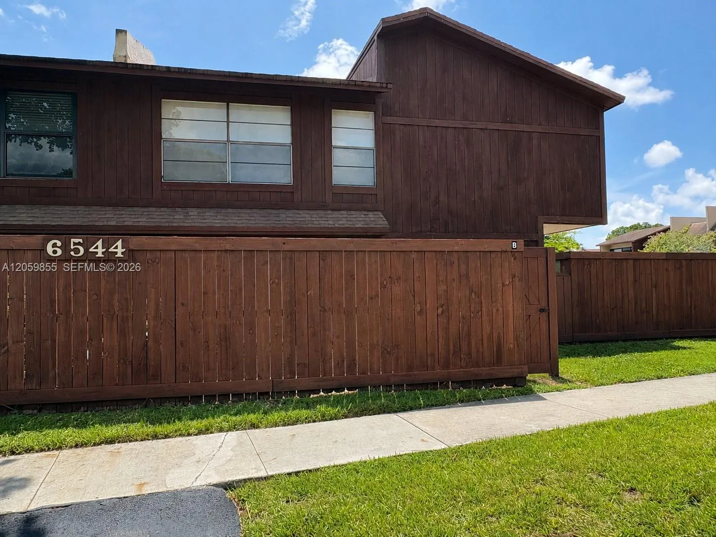 Property photo 28