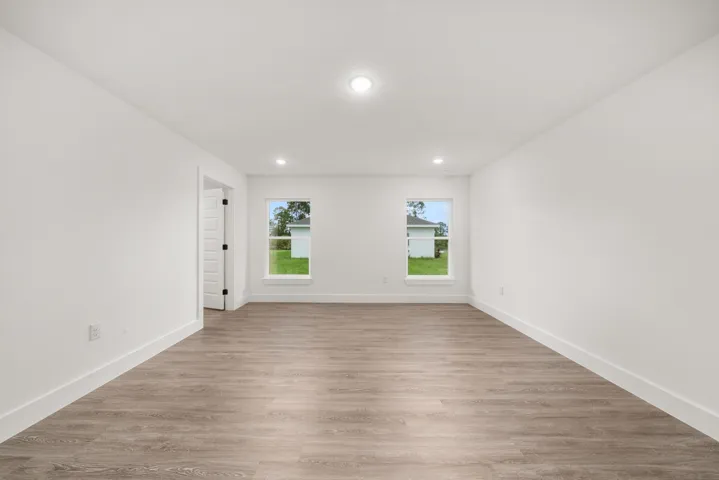 interior - master bedroom 2 (1)