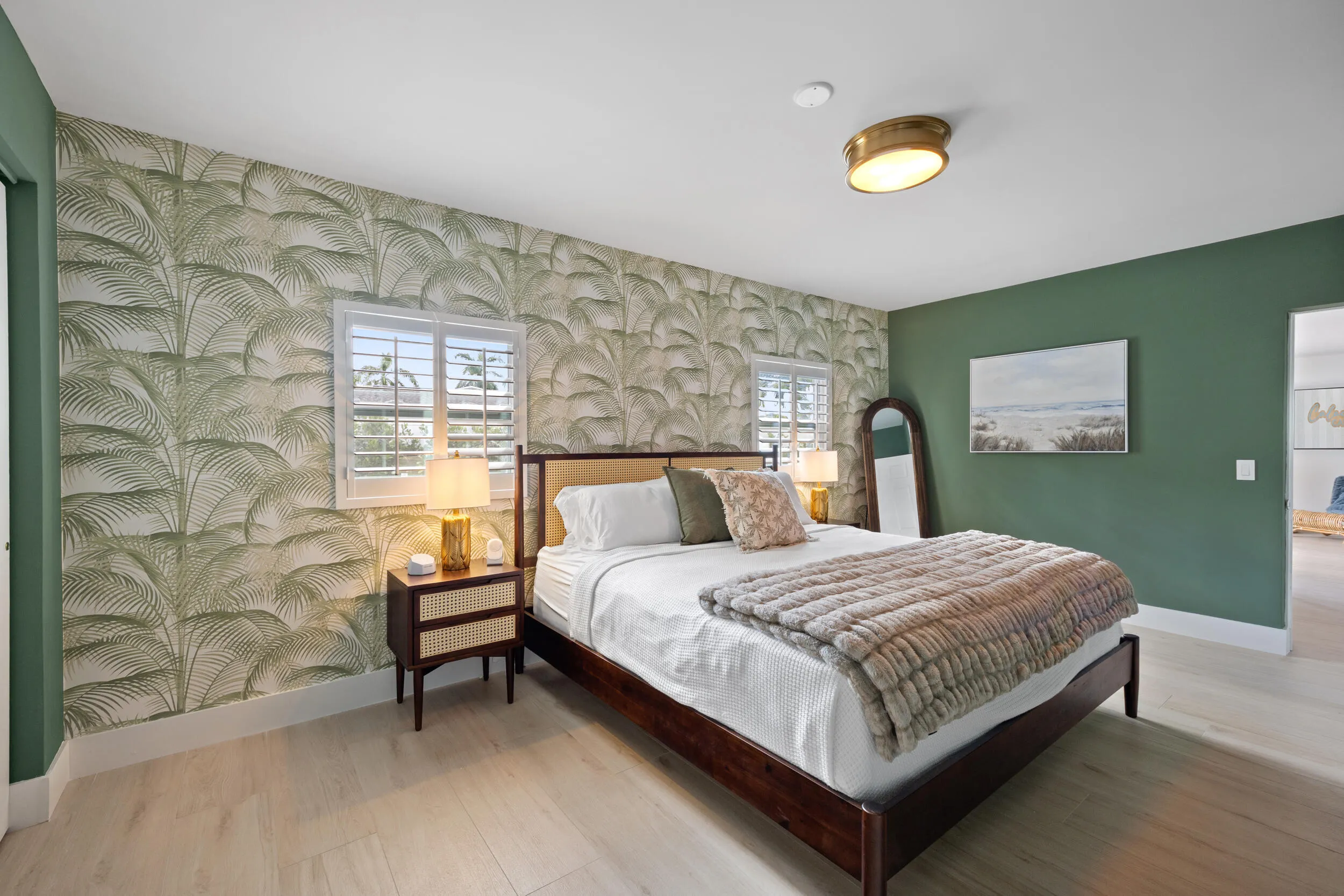 King bed. Custom closets. Large smart TV. Air Purifier.