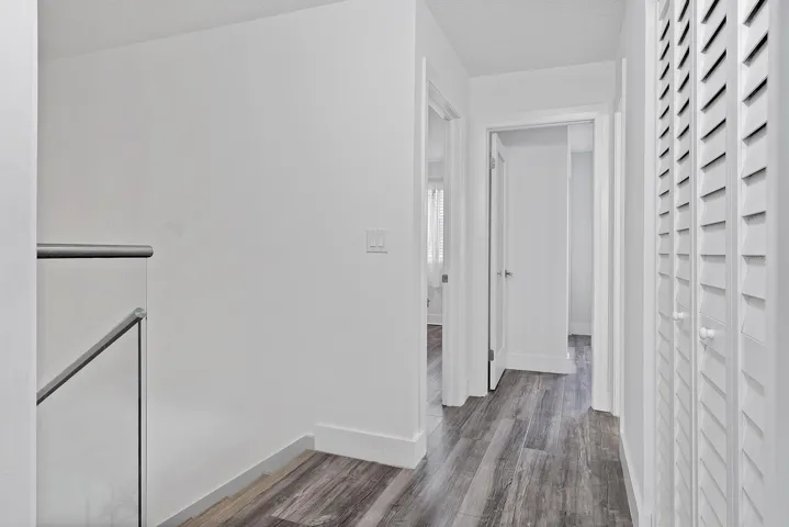 9184 NW 44 St Sunrise, Fl 33351 - - 024