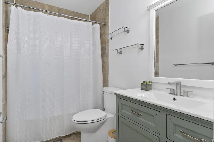 9184 NW 44 St Sunrise, Fl 33351 - - 034