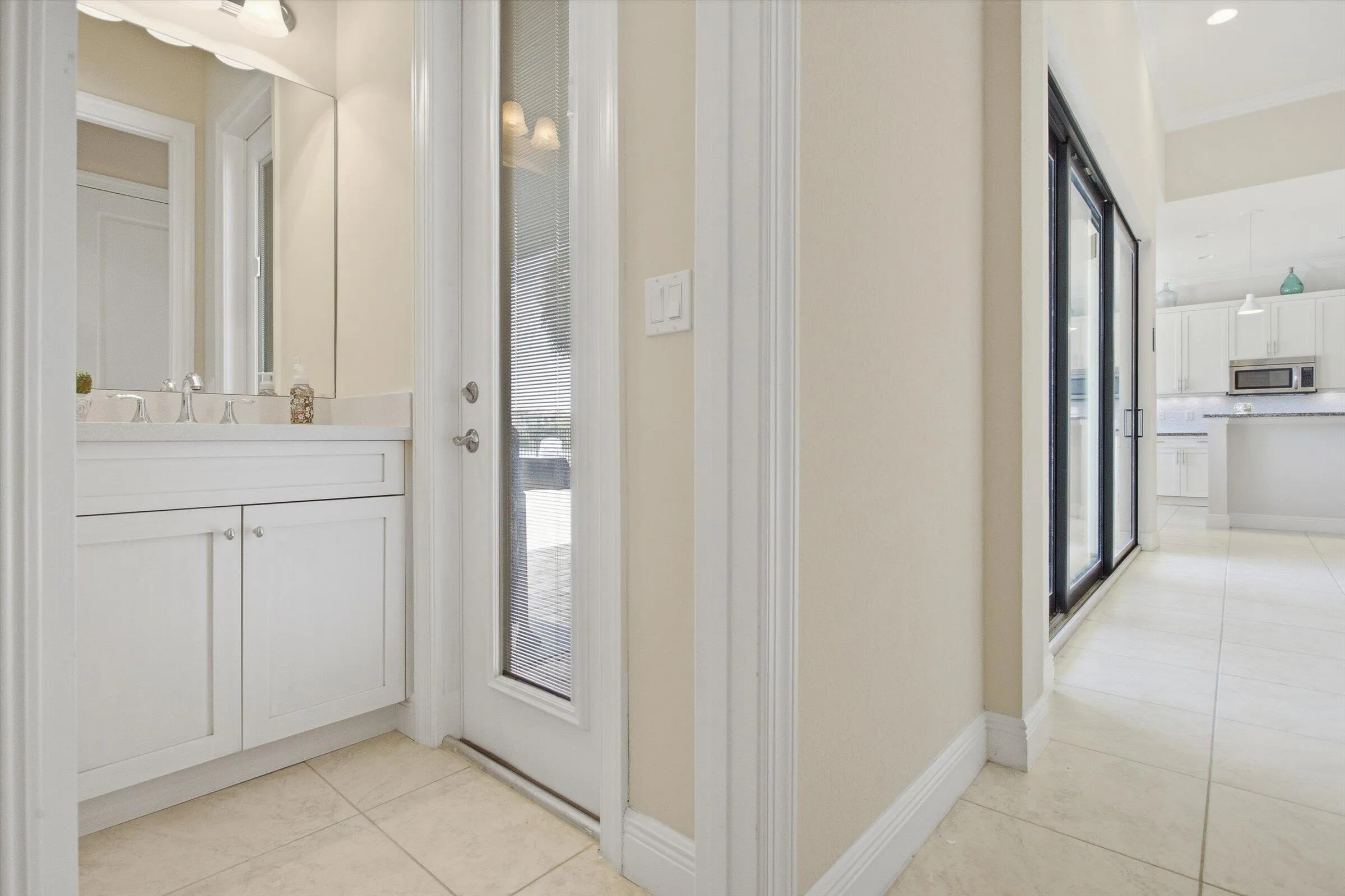 Half Bathroom or Cabana bath