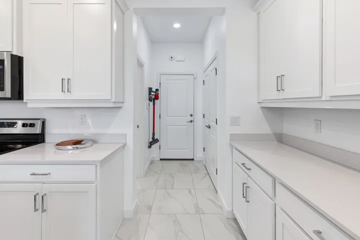 14131 SW Thorens Drive-24