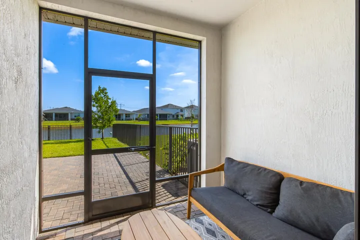 14131 SW Thorens Drive-47