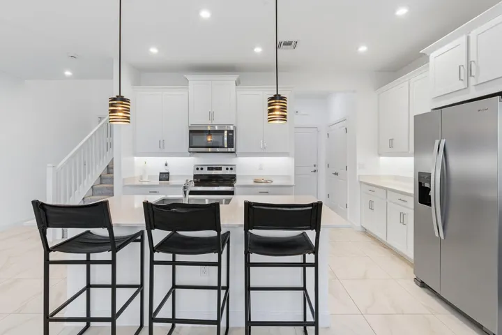 14131 SW Thorens Drive-46