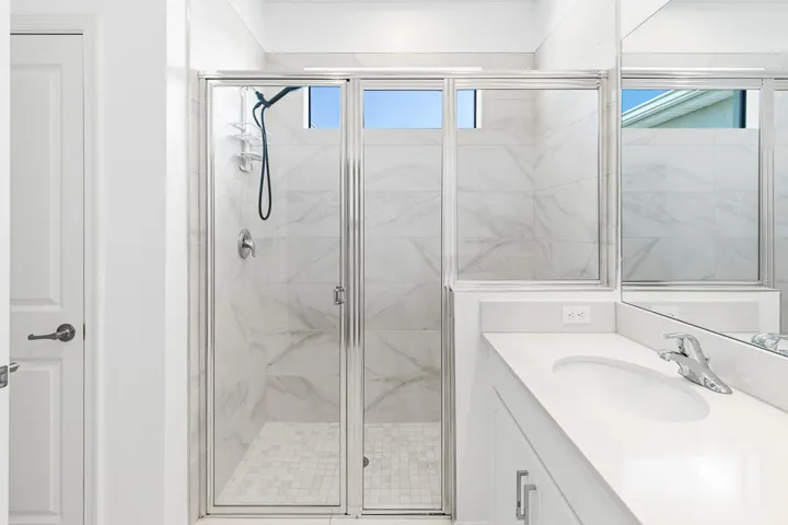 14131 SW Thorens Drive-32