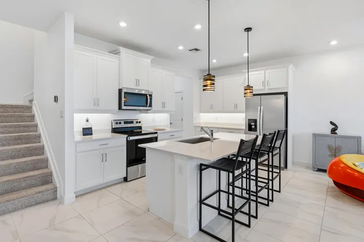 14131 SW Thorens Drive-44