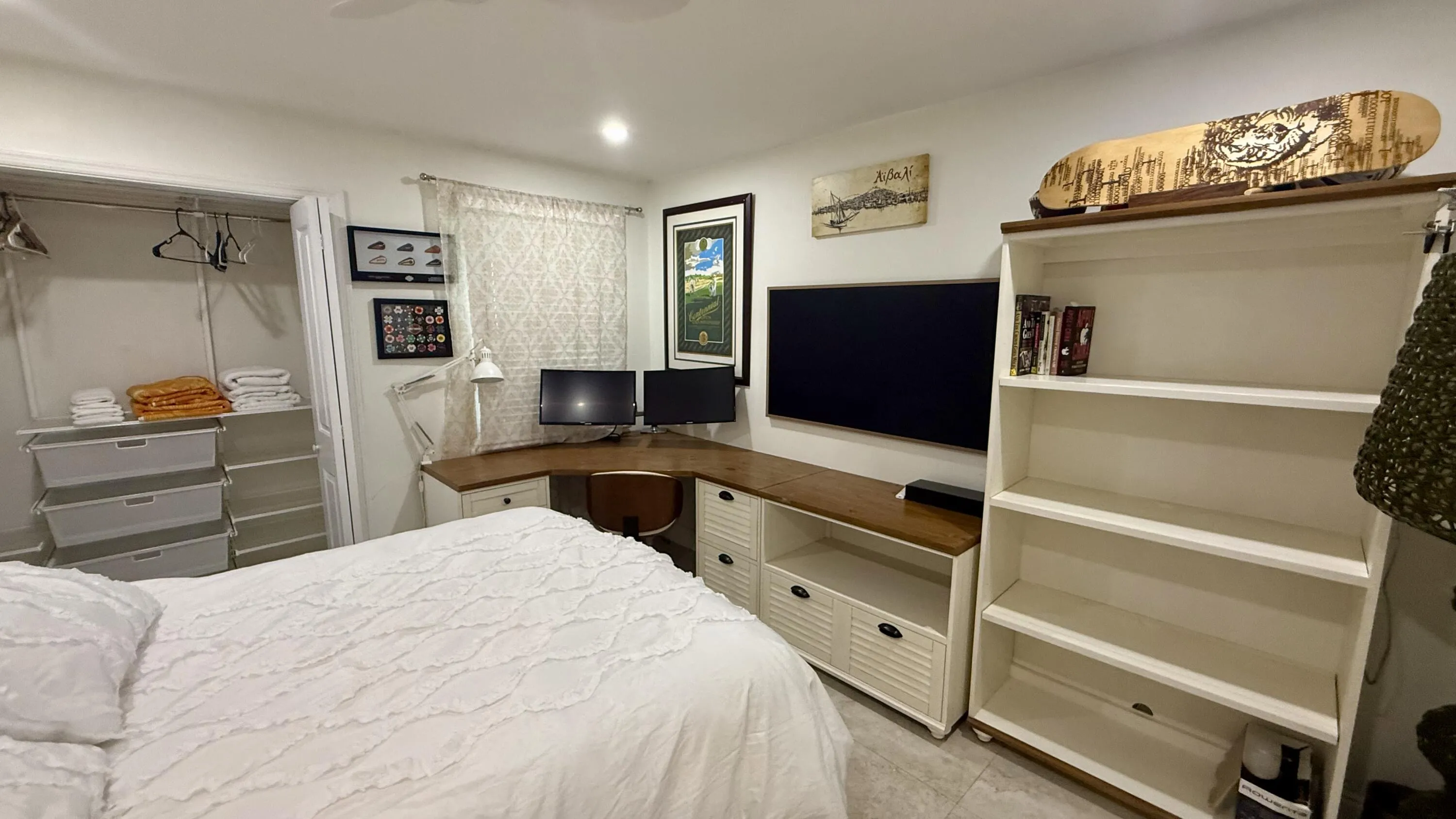 Second bedroom