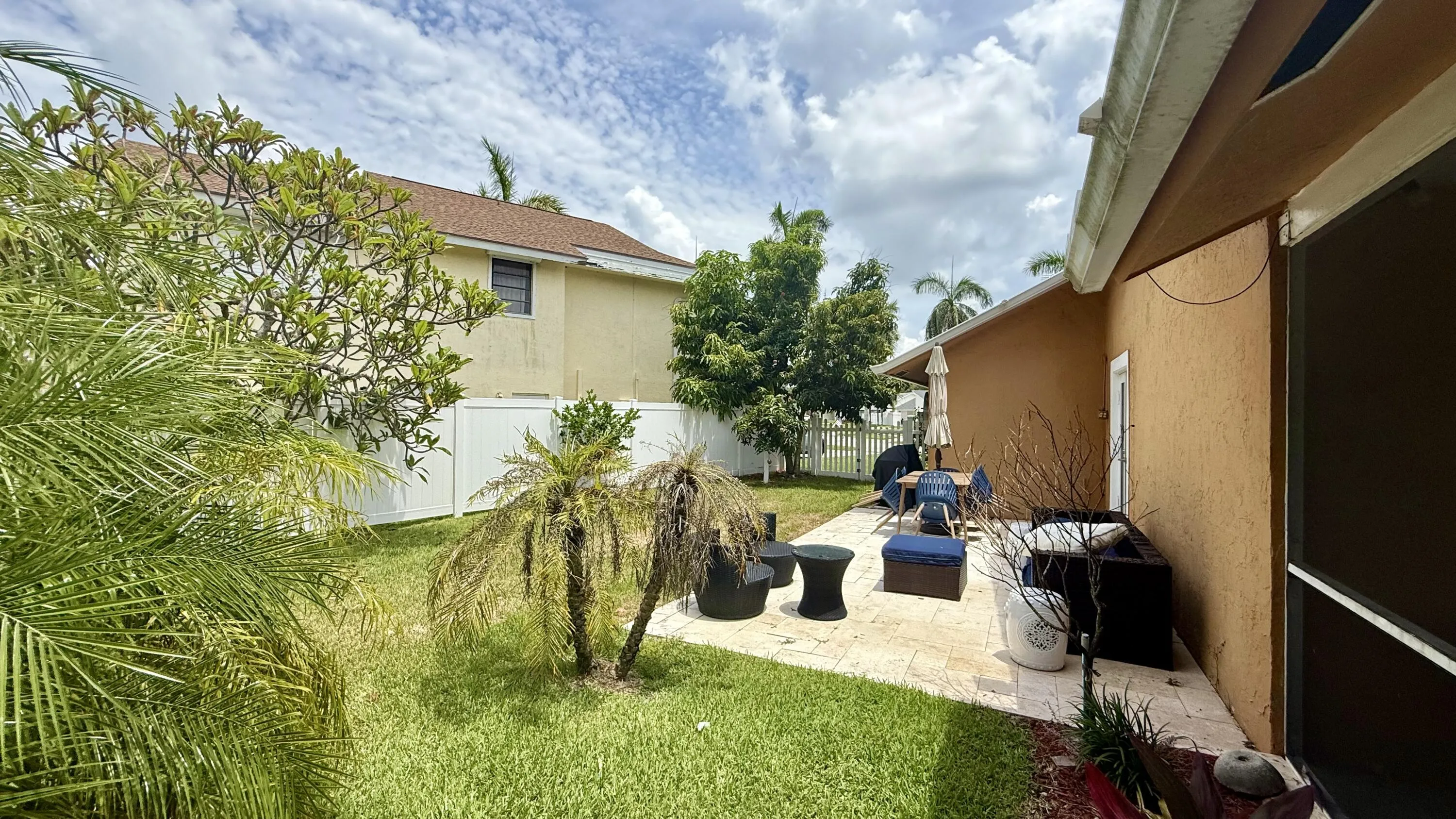 Side yard