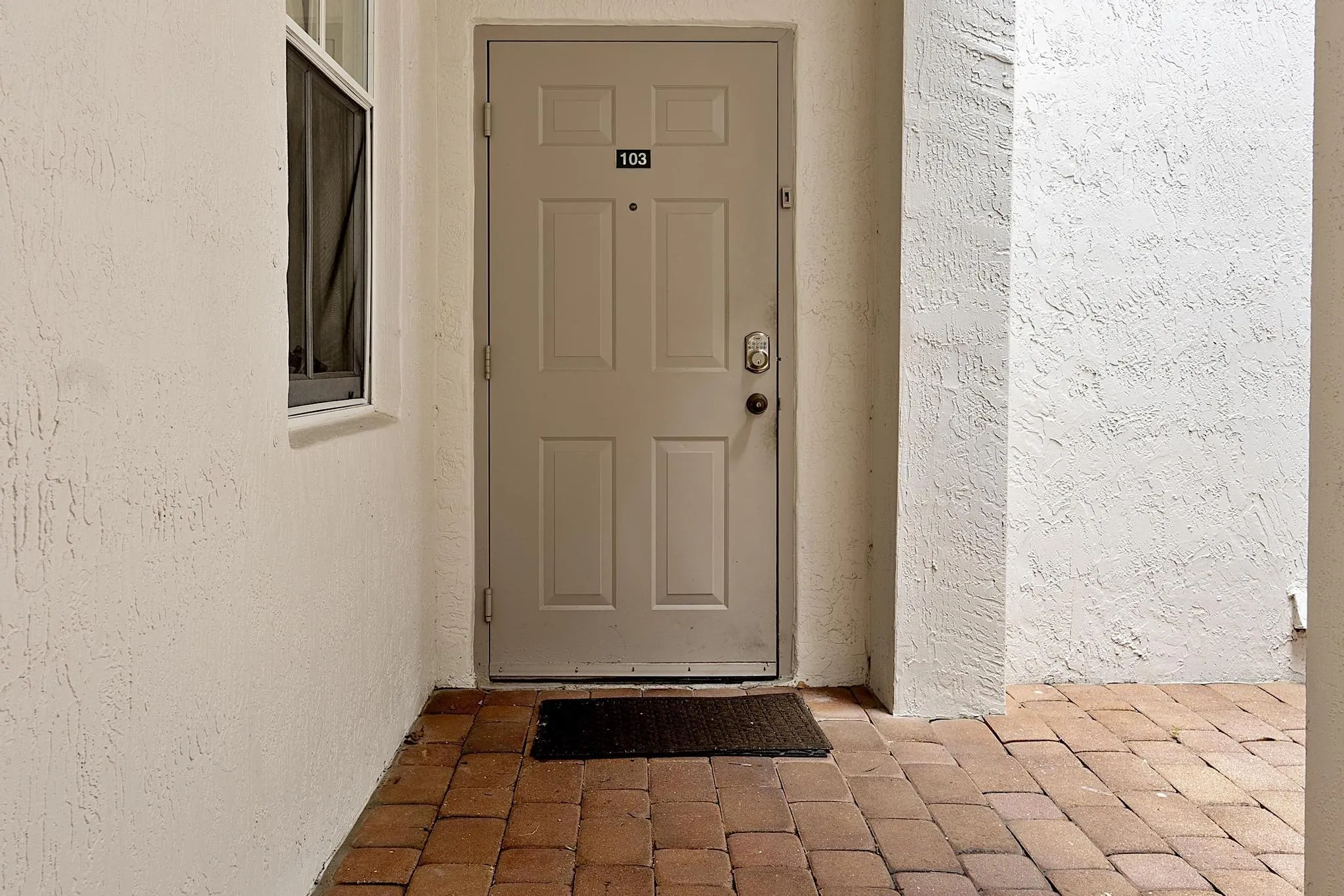 4331 Sw 160 Ave # 103 Miramar Fl 33027 -