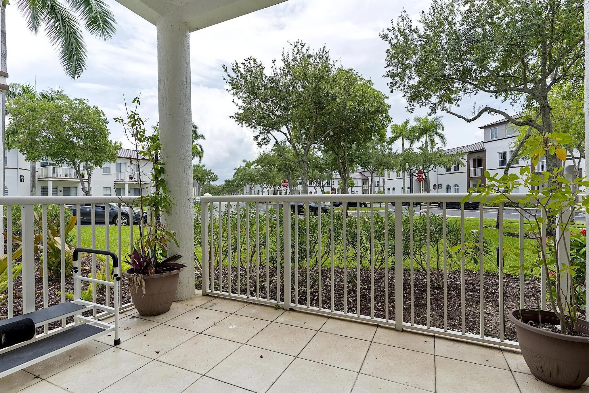 4331 Sw 160 Ave # 103 Miramar Fl 33027 -